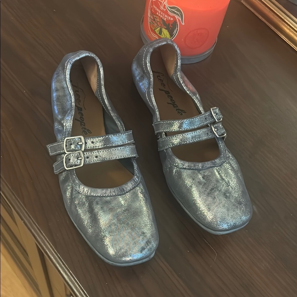 Free People silver metallic flats